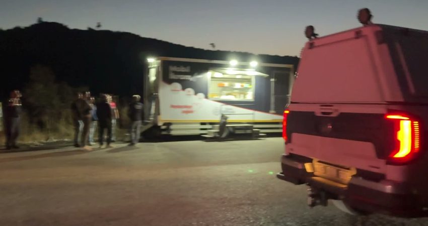 Soma’da maden ocağında göçük… Madencileri arama çalışmaları 8 saattir sürüyor Manisa’nın Soma ilçesinde faaliyet gösteren bir maden işletmesinde öğle saatlerinde