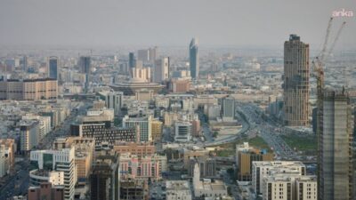 Suudi Arabistan’da 4 İHA önlendi: Mısır Parlamentosu, Suudi Arabistan’a savunma desteğini görüşmek için toplanacak Suudi Arabistan öncülüğündeki koalisyon, başkent Riyad, Doğu Bölgesi ve ülkenin