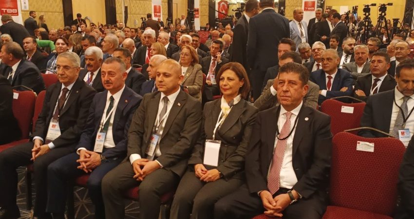 TBB Başkan Vekili seçiminin ilk turunu Ayşe Ünlüce önde tamamladı Türkiye Belediyeler Birliği (TBB) Başkan Vekili seçiminin birinci turunda, YENİ