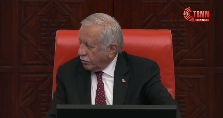 YENİ Parti İzmir Milletvekili Ümit Özlale, TBMM Genel Kurulu'nda Cumhurbaşkanı
