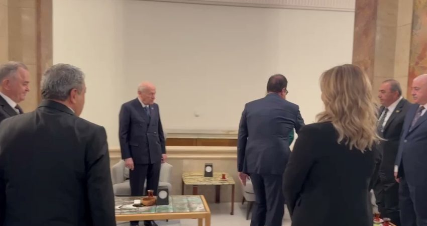 TBMM’de yeni yasama yılı törenle açıldı… TBMM, 50 günlük aranın ardından özel oturumla yeni yasama yılına