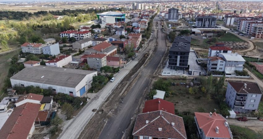 Tekirdağ Büyükşehir Belediyesi, Çorlu'nun önemli ulaşım güzergâhlarından Mimar Sinan Bulvarı'nda