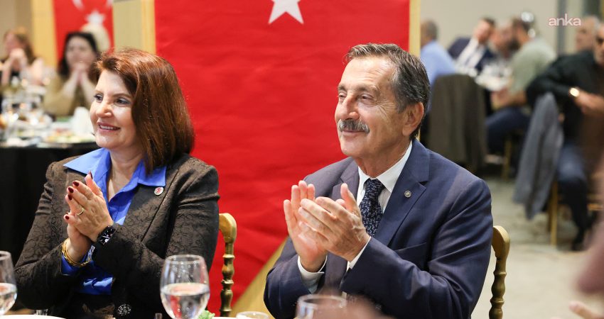 Tepebaşı Belediye Başkanı Ahmet Ataç, muhtarlarla iş birliğinin önemini vurgulayarak,