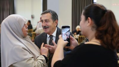 Tepebaşı Belediye Başkanı Ahmet Ataç, şehit aileleri ve gazilerle kahvaltı