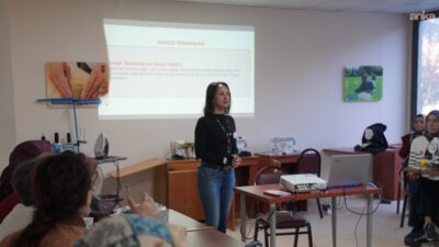 Tepebaşı Belediyesi Zişan Kızılcıklı Belde Evi’nde, Meme Kanseri Farkındalık Haftası