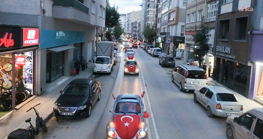 Tepebaşı Belediyesi’nin Cumhuriyet Bayramı etkinlikleri coşkulu kutlamalara sahne oldu. Belediye