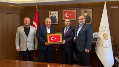 TES-İŞ heyeti, Enerji ve Tabii Kaynaklar Bakan Yardımcısı Abdullah Tancan'ı