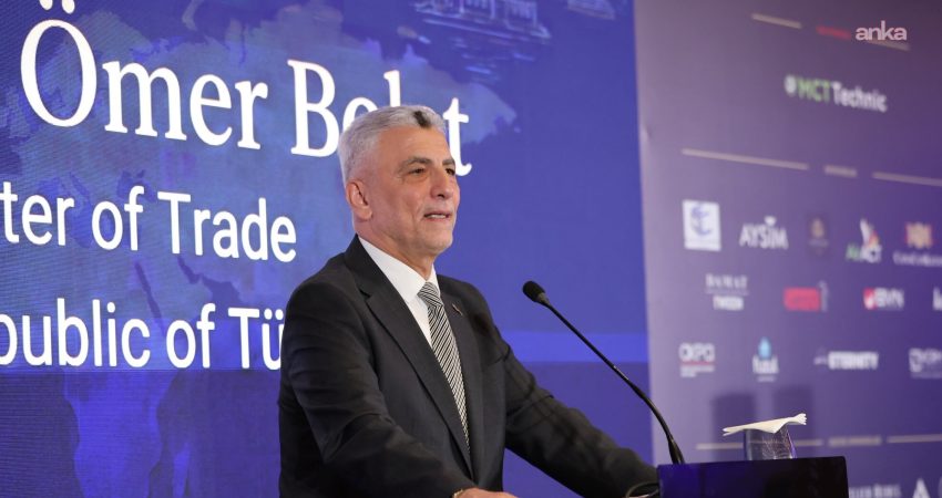 Ticaret Bakanı Ömer Bolat: Türkiye’yi yatırım, üretim ve ticaret için güçlü bir merkez olarak konumlandırmaya devam ediyoruz Ticaret Bakanı Ömer Bolat, İstanbul’da düzenlenen 2026 En İyi Uygulama