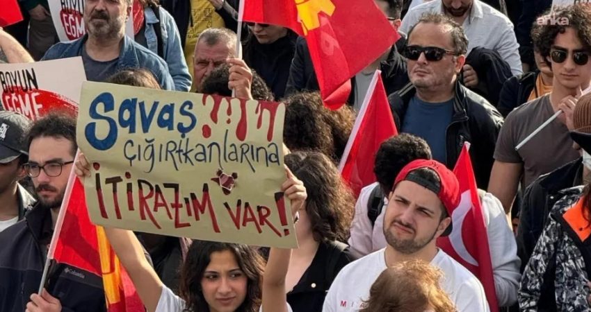 TKP’den Mekke Anlaşması’na karşı eylem çağrıs: “Meclis’te aklanmasına izin vermeyeceğiz” TKP, Türkiye, Mekke Ortak Savunma Anlaşması'nı protesto etmek için bugün