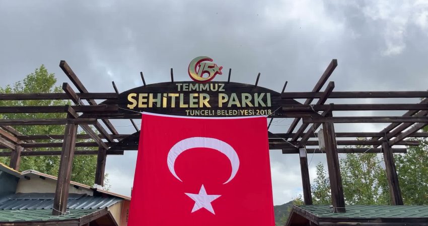 Tunceli'de, 15 Temmuz Şehitler Parkı’ndaki bazı işletmeleri sağanak nedeniyle su