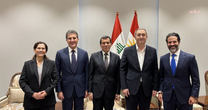 DEM Parti Eş Genel Başkanı Tuncer Bakırhan, Erbil'de düzenlenen MERI