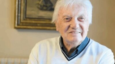 Türk sinemasının "Altın Çocuk" lakaplı usta oyuncusu Göksel Arsoy, 90