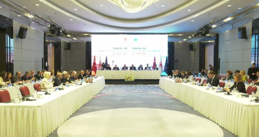Türkiye-Avrupa Birliği (AB) Karma Parlamento Komisyonu'nun (KPK) 82'nci toplantısı Ankara'da