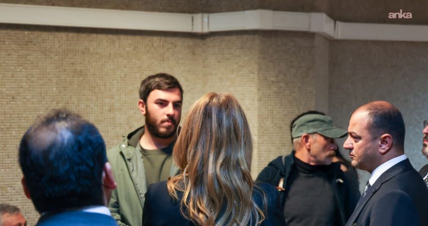 Tutuklanan BirGün muhabiri Arı’nın savcılık ifadesi: “Hakaret içeren veya yanıltıcı bilgi içeren paylaşım yapmadım” BirGün muhabiri İsmail Arı, eski Radyo ve Televizyon Üst Kurulu