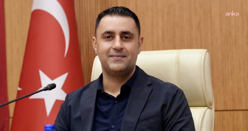 İçişleri Bakanlığı, hakkında yürütülen soruşturma kapsamında tutuklanan Çukurova Belediye Başkanı