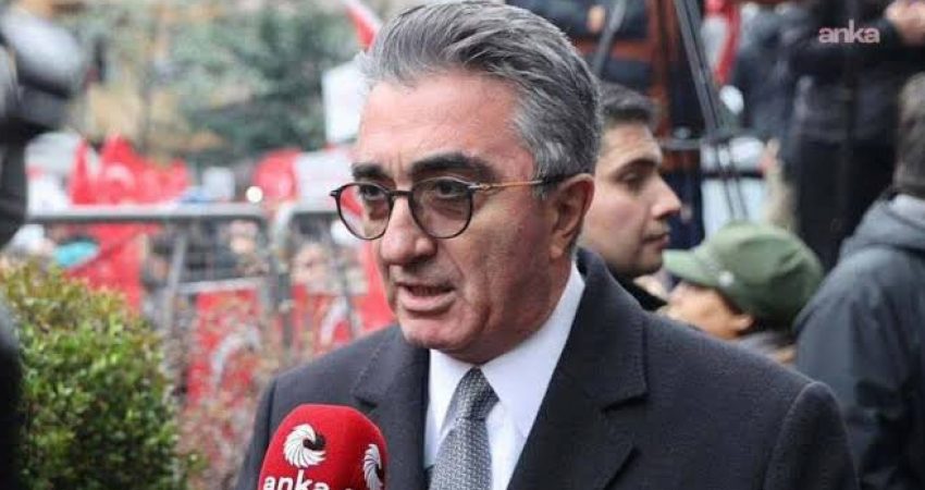 Tutuklu Bayrampaşa Belediye Başkanı Hasan Mutlu’nun kızı: “Talebimiz ayrıcalık değil, insan onuruna yakışır koşullarda sağlık hizmeti” Tutuklu Bayrampaşa Belediye Başkanı Hasan Mutlu’nun kızı Begüm Nazlı Mutlu,