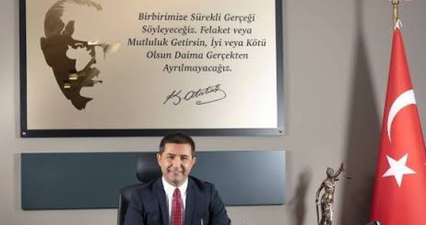 Tutuklanan ve görevinden uzaklaştırılan Kuşadası Belediye Başkanı Ömer Günel, avukatı
