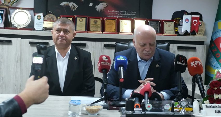 TZOB Genel Başkanı Bayraktar Isparta’da konuştu: “Tarım bu ülkenin güvenlik meselesidir” Türkiye Ziraat Odaları Birliği (TZOB) Genel Başkanı Şemsi Bayraktar, “Tarım