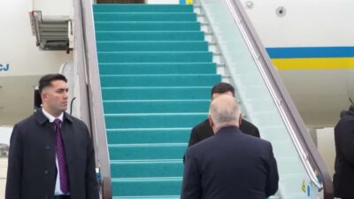 Ukrayna Devlet Başkanı Volodimir Zelenski, çalışma ziyareti kapsamında İstanbul'a geldi.