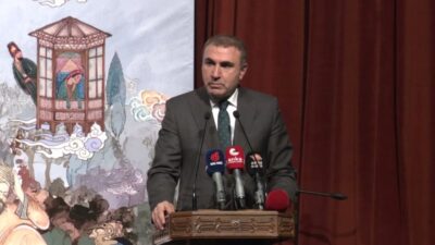 Kahramanmaraş'ta bu yıl ikincisi düzenlenen Uluslararası Dünya Hikaye Anlatıcıları Şöleni,