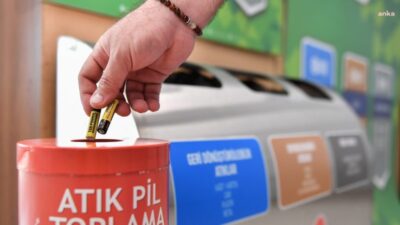 Milli Eğitim Bakanlığı ile Sıfır Atık Vakfı iş birliğinde, öğrencilerin