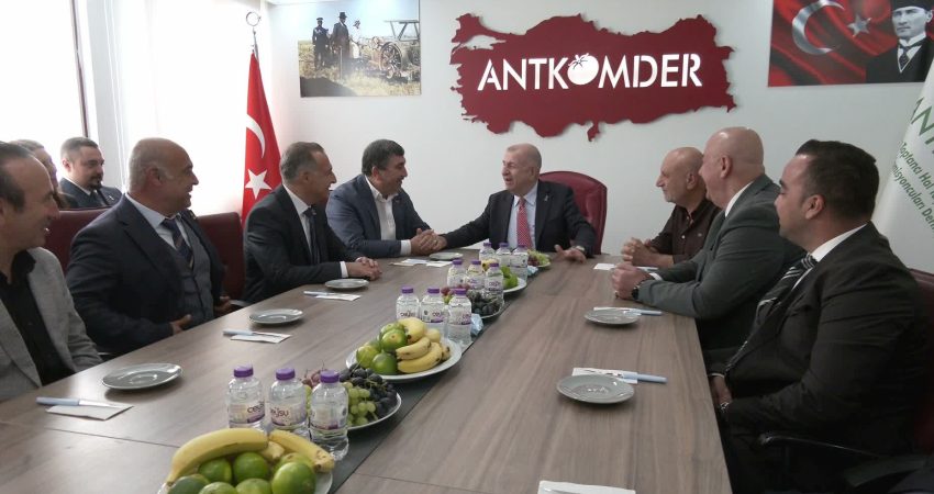 Zafer Partisi Genel Başkanı Ümit Özdağ, Antalya Toptancı Hal Yaş