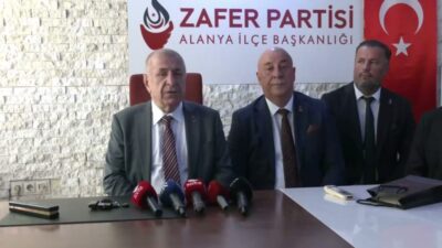 Ümit Özdağ: “Fatma Betül Sayan Kaya’nın ifadeye çağrılması doğru ve gecikmiştir” Zafer Partisi Genel Başkanı Ümit Özdağ, fon soruşturması kapsamında eski