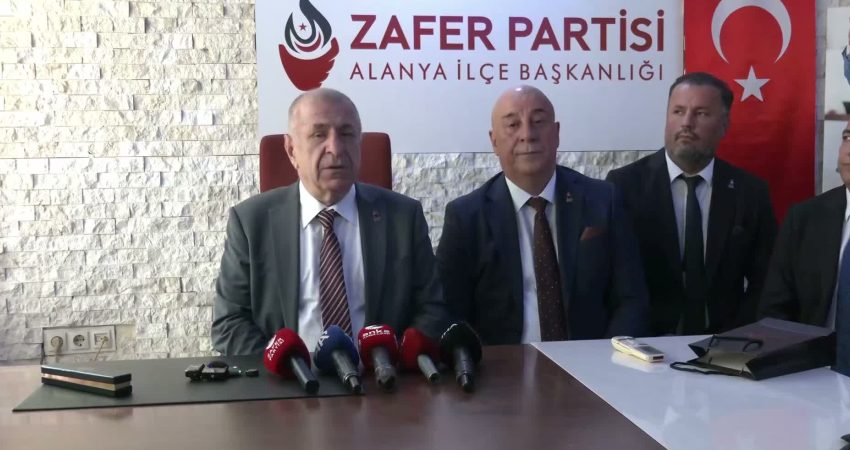 Ümit Özdağ: “Fatma Betül Sayan Kaya’nın ifadeye çağrılması doğru ve gecikmiştir” Zafer Partisi Genel Başkanı Ümit Özdağ, fon soruşturması kapsamında eski