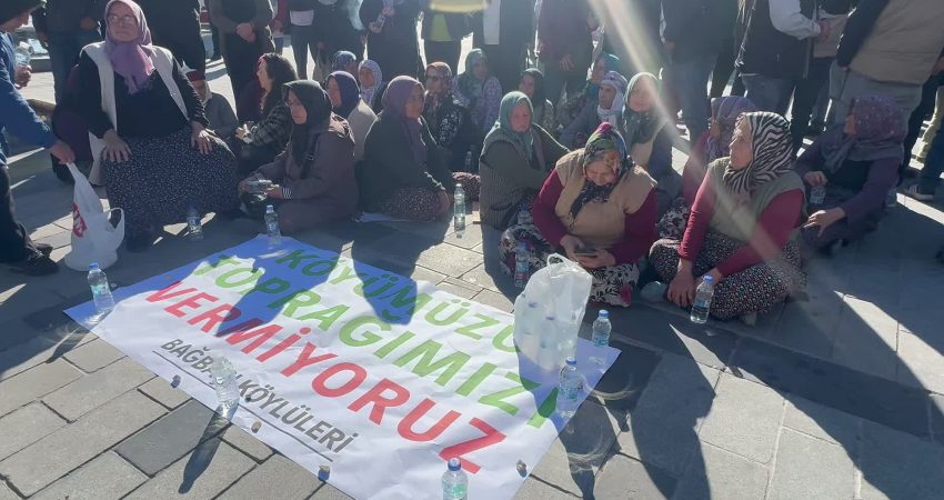 Uşak’ın Bağbaşı köyünde yapılması planlanan güneş enerjisi santraline (GES) karşı