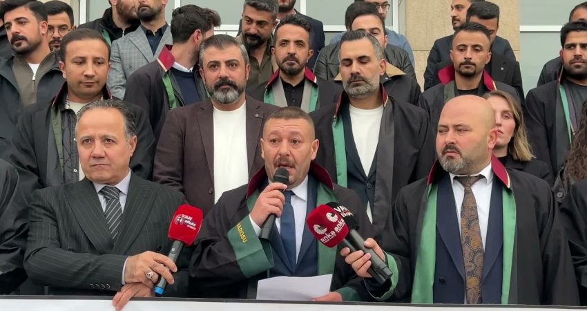 Van Barosu, avukat Turan Yazan’a adliye içerisinde yapılan fiziki saldırının