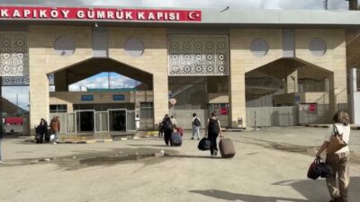 Van’ın Saray ilçesindeki Kapıköy Sınır Kapısı ile kent merkezi arasında