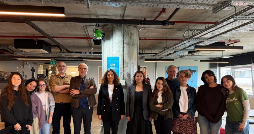 YENİ Partili Rızvanoğlu ile Elçi’den T24’e dayanışma ziyareti YENİ Parti İstanbul Milletvekili Evrim Rızvanoğlu, Türkan Elçi ile kapatma