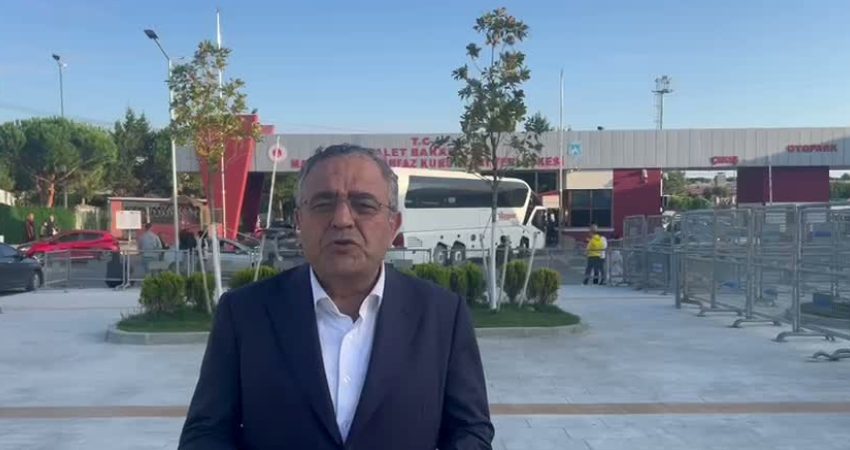 YENİ Partili Tanrıkulu: “Türkiye’de hukuk devletini yeniden inşa edeceğiz” YENİ Parti Diyarbakır Milletvekili Sezgin Tanrıkulu, Marmara Cezaevi önünde yaptığı