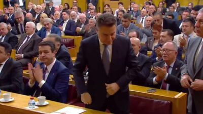 DEVA Partisi Genel Başkanı Ali Babacan, kamuoyunda "fon krizi" olarak
