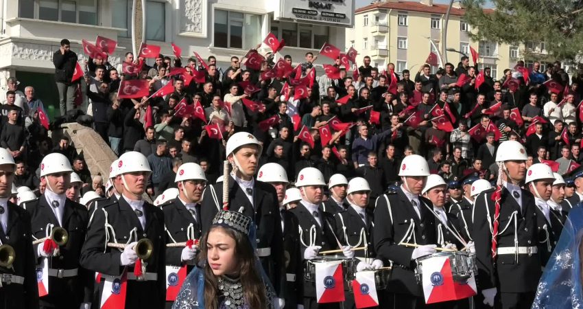 Yozgat’ta Cumhuriyet Bayramı kutlandı Yozgat’ta, Cumhuriyet'in ilanının 103'üncü yılı ve 29 Ekim Cumhuriyet Bayramı