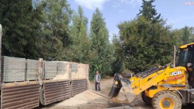 Yumurtalık Belediyesi, Adana Büyükşehir Belediyesi’nin desteğiyle ilçede dere yataklarının temizliği