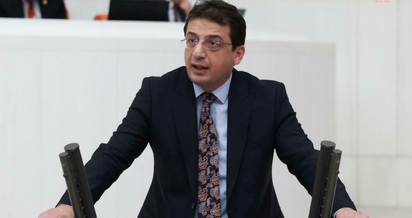 YENİ Parti Genel Sekreteri Yunus Emre, Avrupa Komisyonu Başkanı Ursula