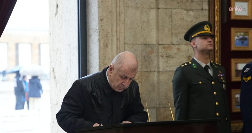 Zafer Partisi Genel Başkanı Ümit Özdağ, partisinin Gençlik Kolları İl