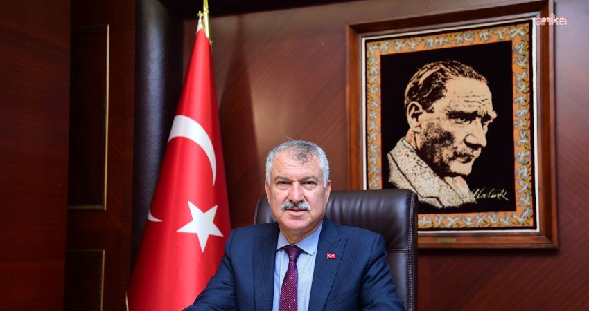 Adana Büyükşehir Belediye Başkanlığı görevinden uzaklaştırılan Zeydan Karalar, Çukurova Belediye