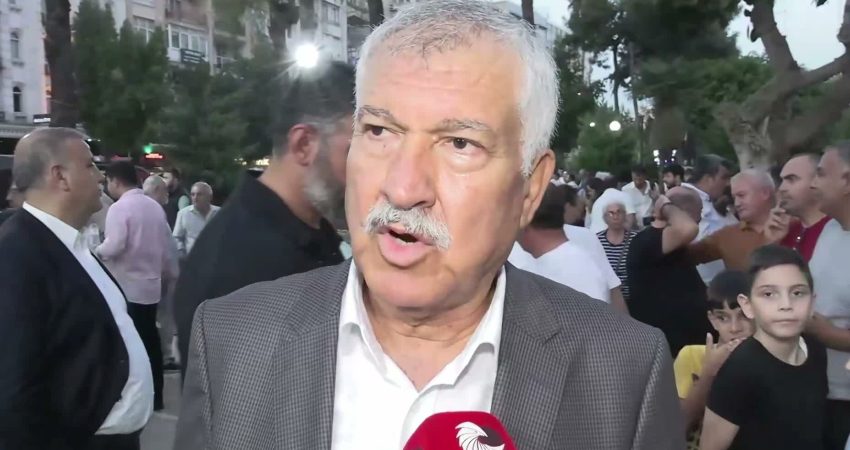 Adana Büyükşehir Belediye Başkanı Zeydan Karalar, CHP Mersin İl Başkanlığı'nın,