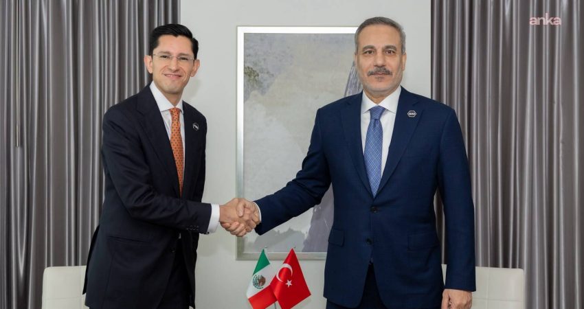 Hakan Fidan, Atlanta’da Meksikalı mevkidaşı Velasco Álvarez ile görüştü Dışişleri Bakanı Hakan Fidan, ABD'nin Atlanta kentinde düzenlenen G20 Dışişleri